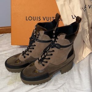 Laureate Platform Desert Boot